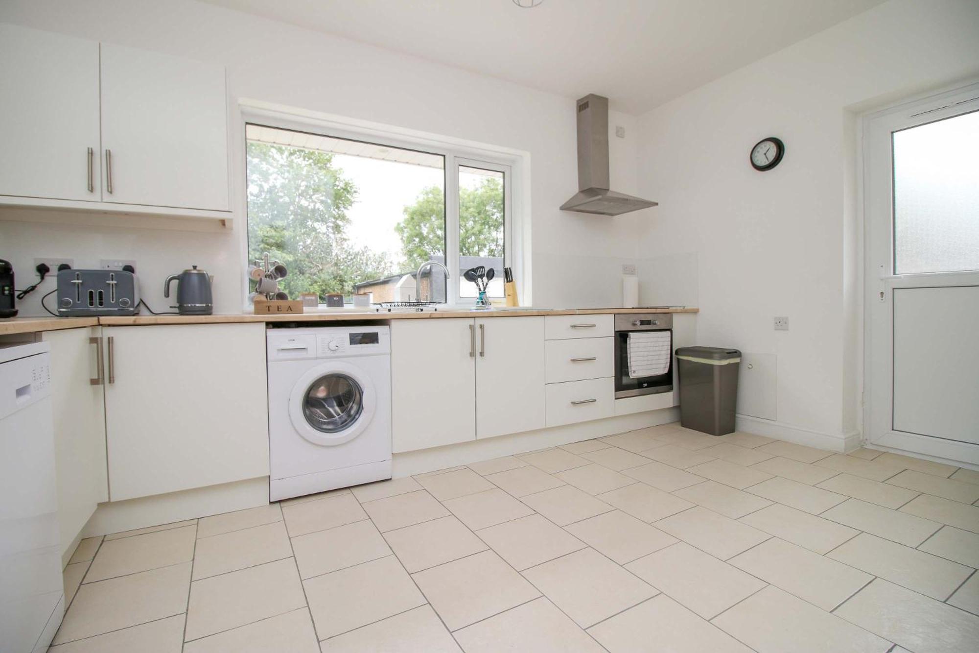The Lockett Wonderful Large Bungalow Plympton, Plymouth Free Parking By Staystaycations ภายนอก รูปภาพ